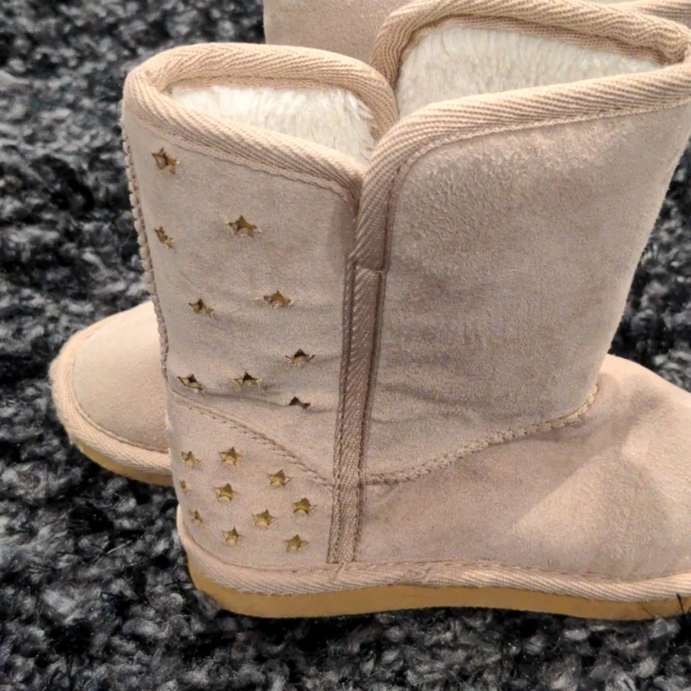 Winter boots - Picture 2 of 3